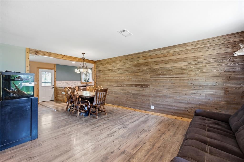 612 Oakwood Drive