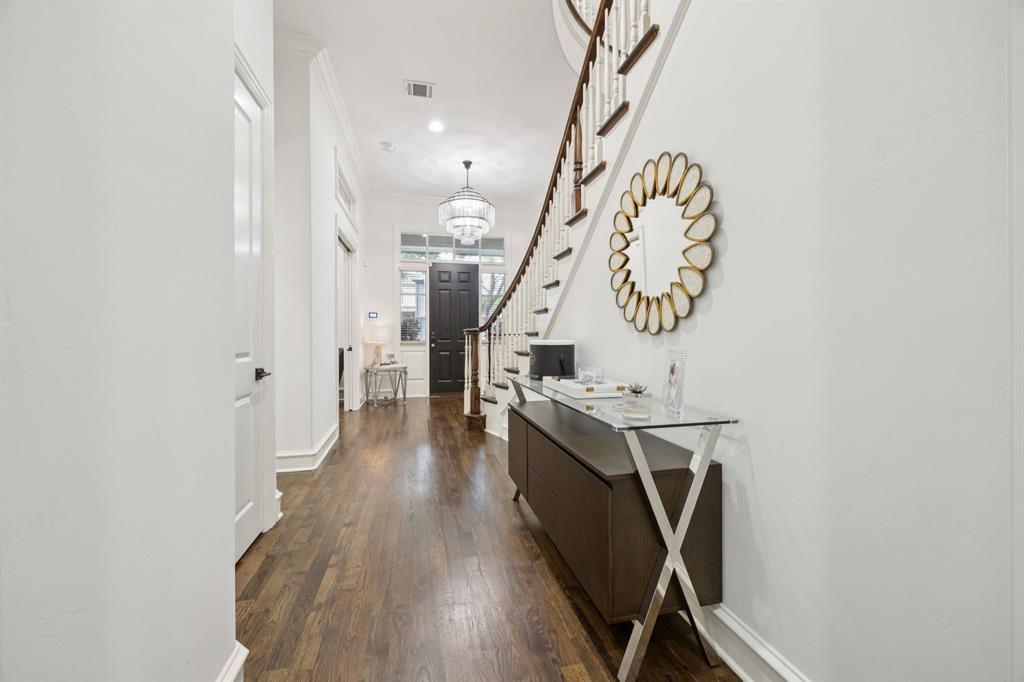 Linwood Place - Residential