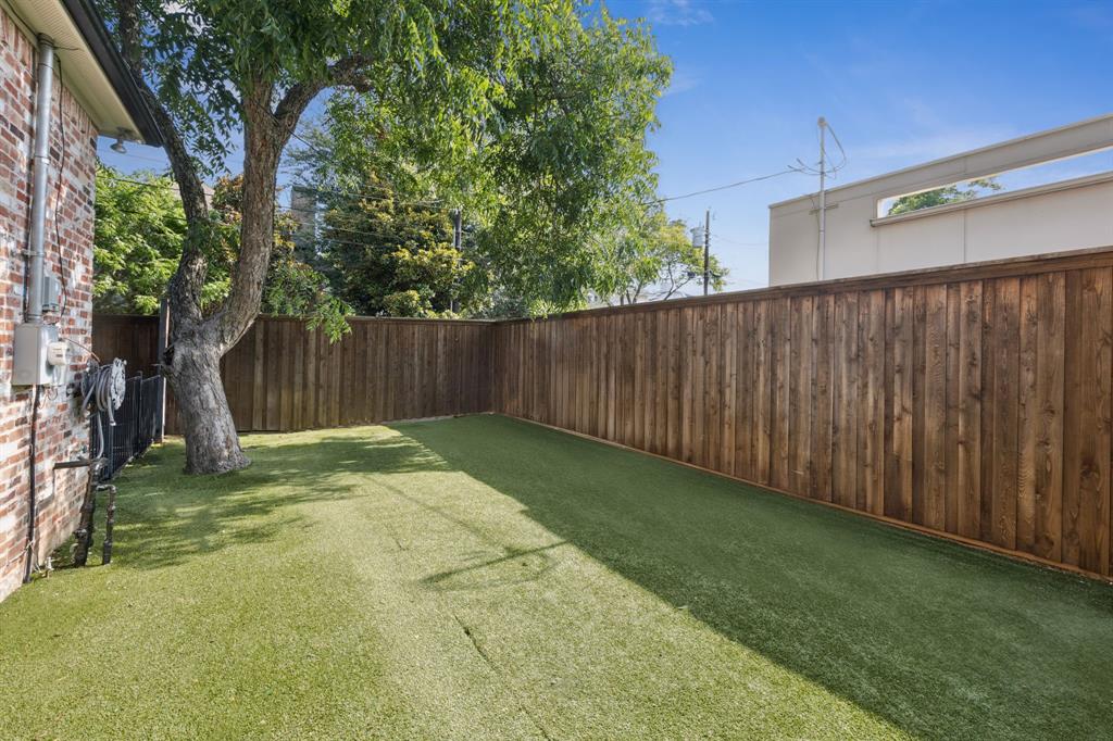 Linwood Place - Residential