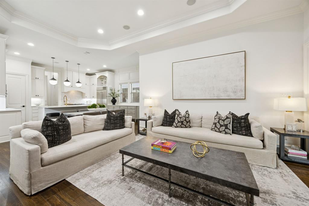 Linwood Place - Residential