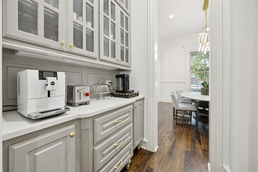 Linwood Place - Residential