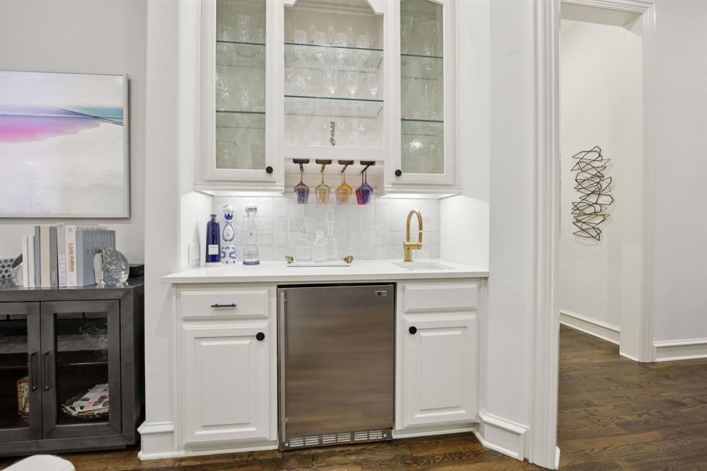 Linwood Place - Residential