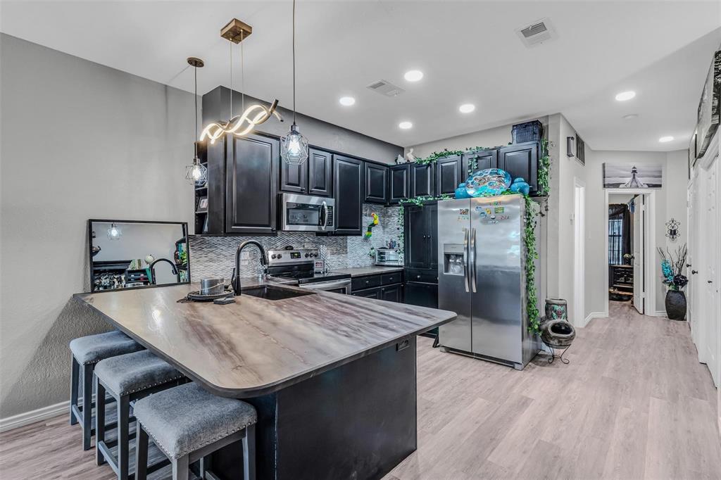 Anchorage Condominiums Bldg B - Residential Lease