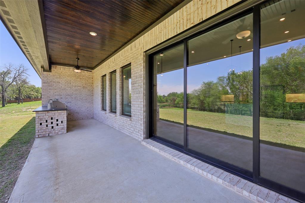 132 Peachleaf Drive