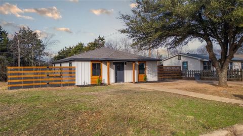 A home in Terrell