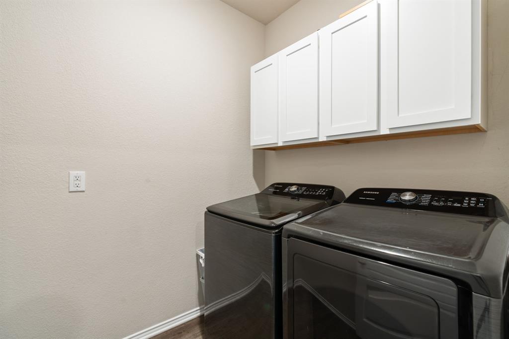 Sheppards Place - Residential