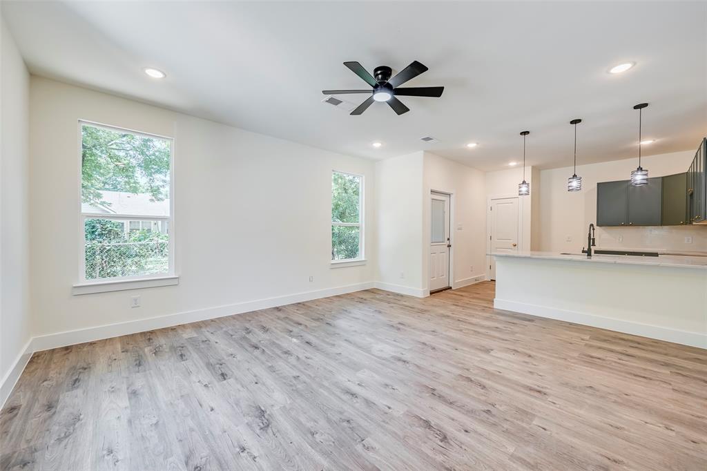 4418 Myrtle