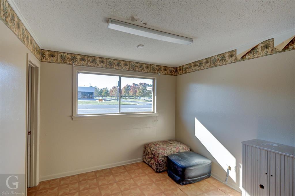 NA - Commercial Sale