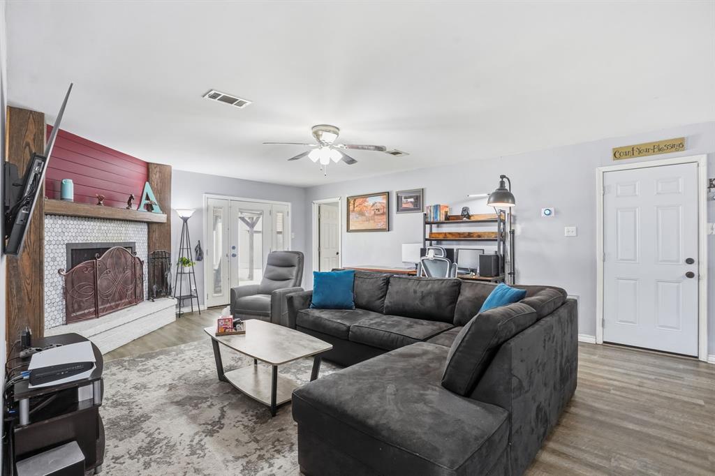 4701 Moss Rose Drive