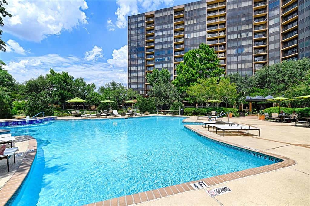 5200 Keller Springs Road 522