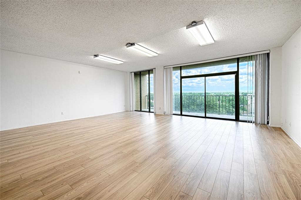 Bonaventure Condo - Residential