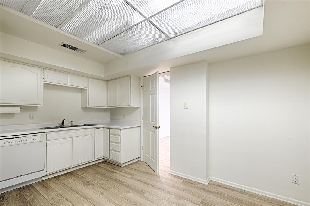 Bonaventure Condo - Residential