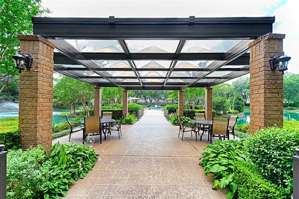 5200 Keller Springs Road 522