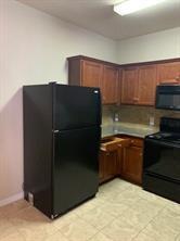 Pasquinellis Village On The Green - Residential Lease