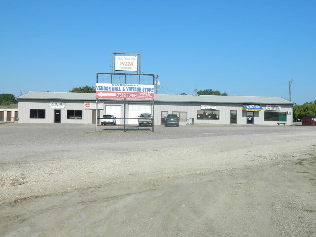 705-715 N Crossroads