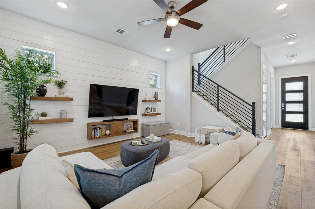 9175 Rock Daisy Court