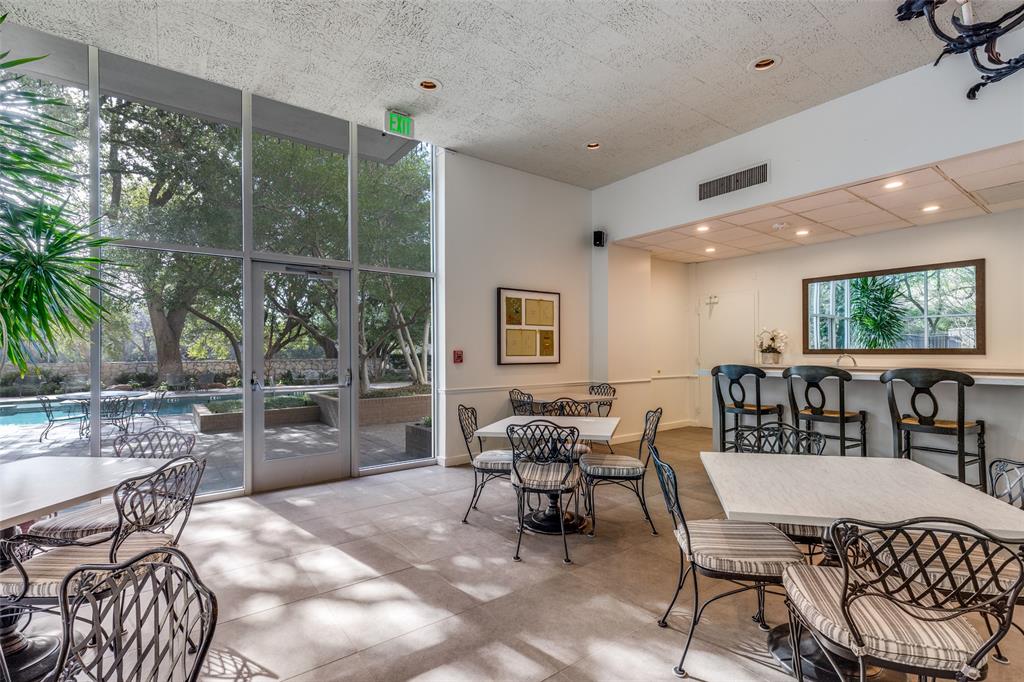 Park Towers Condo - Residential