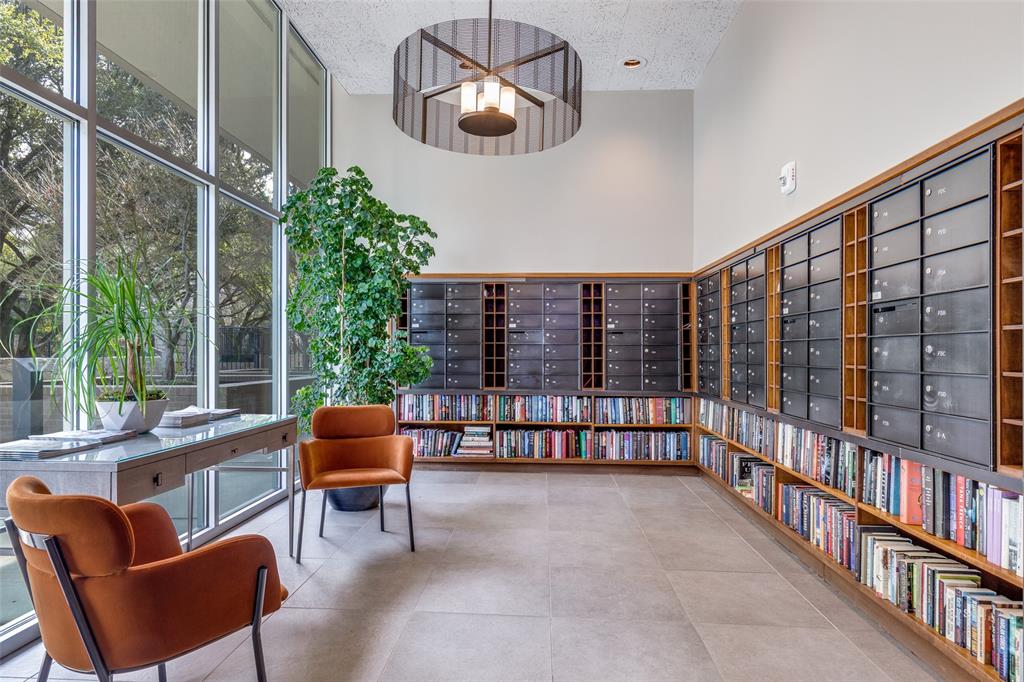 Park Towers Condo - Residential