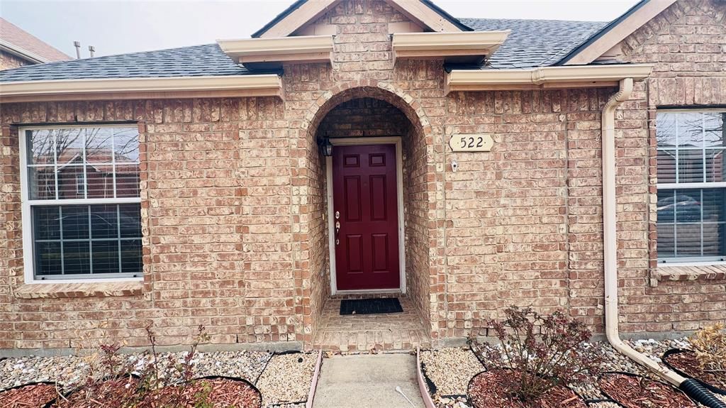 Photo of 522 Binkley Court, Mesquite, TX 75181 (MLS # 21192285)