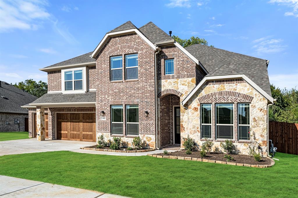 2413 Amelia Lane