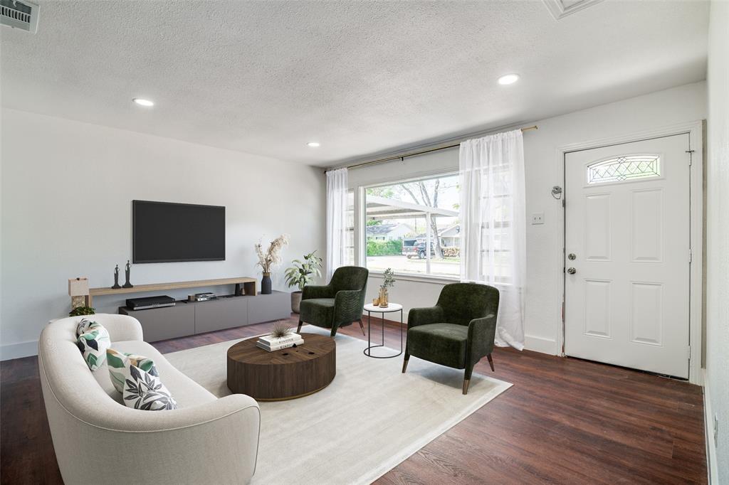 136 Edgefield Drive