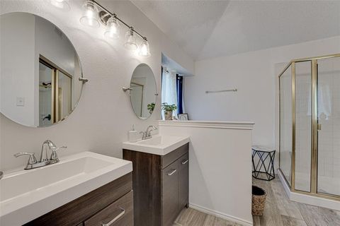 470 Chestnut Lane DeSoto TX 75115