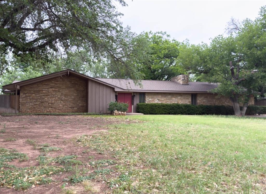 2134 River Oaks Circle