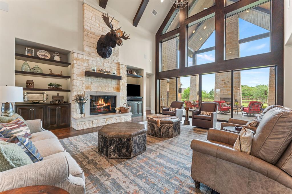 The Enclaves At Chateau Du Lac - Residential