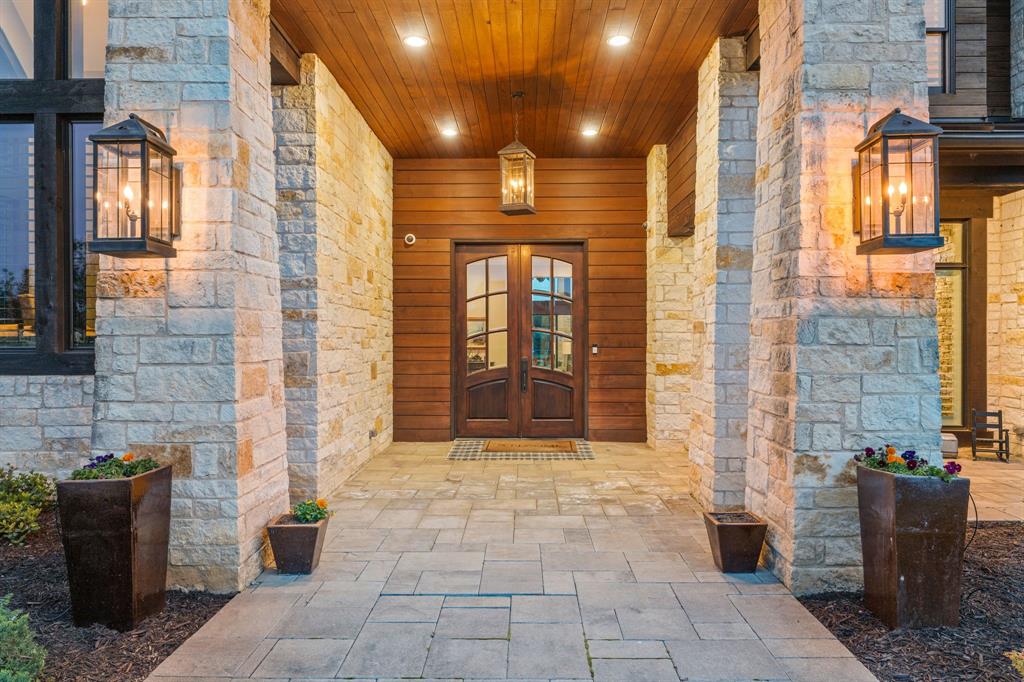 The Enclaves At Chateau Du Lac - Residential