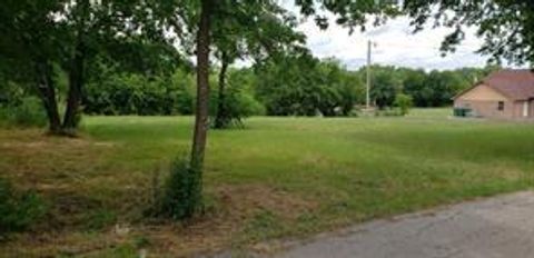 1418 Marshall Street Greenville TX 75401