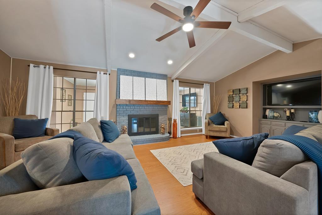 1406 Shadybrook Drive