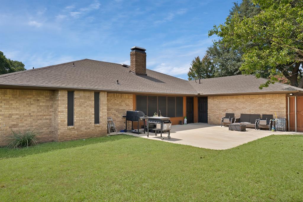 1406 Shadybrook Drive