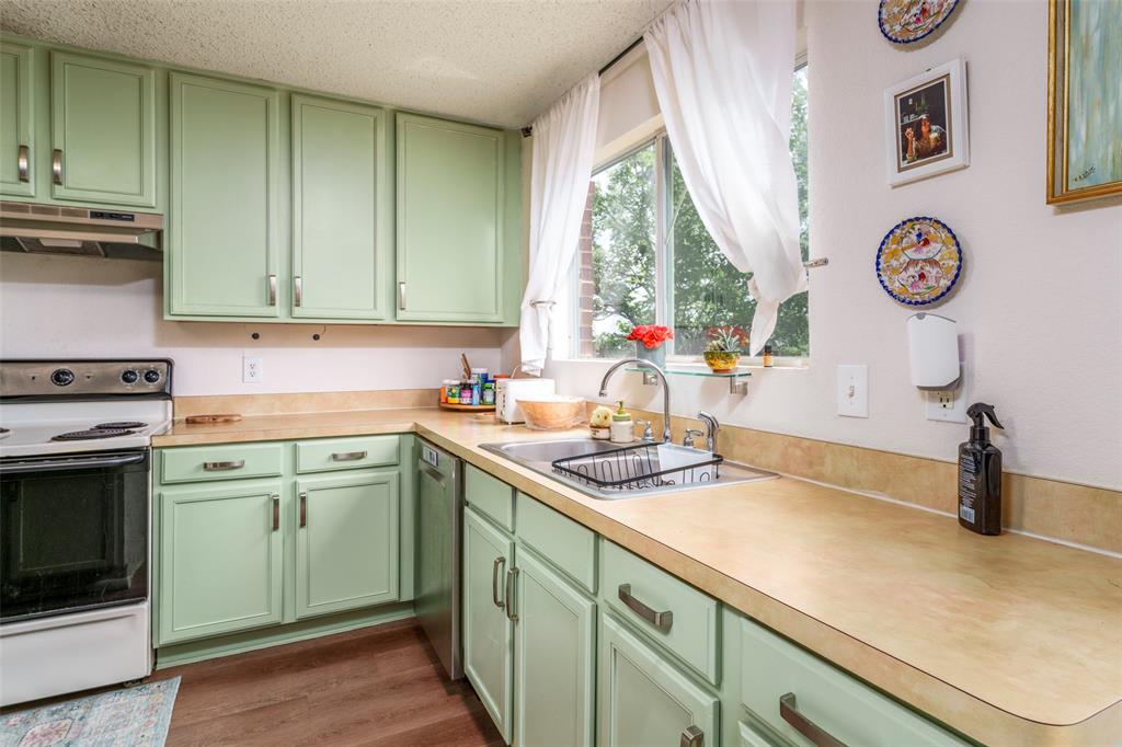 Village Meadows Add - Residential