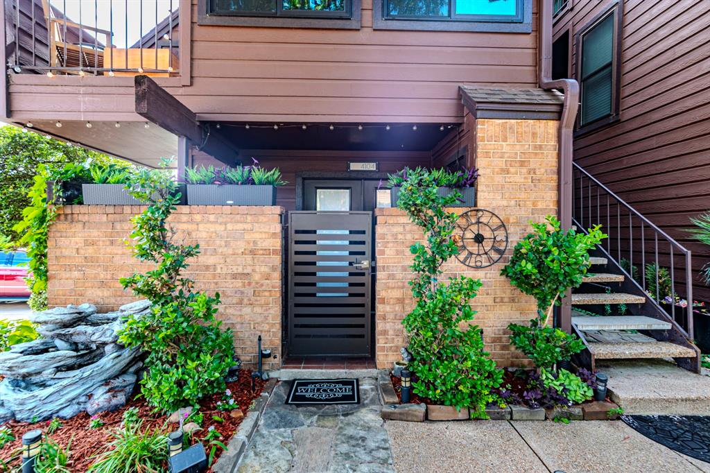 Oak Creek Condo - Residential