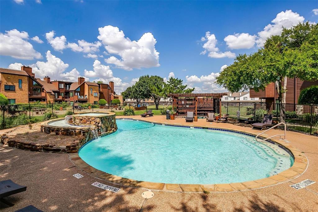 Oak Creek Condo - Residential