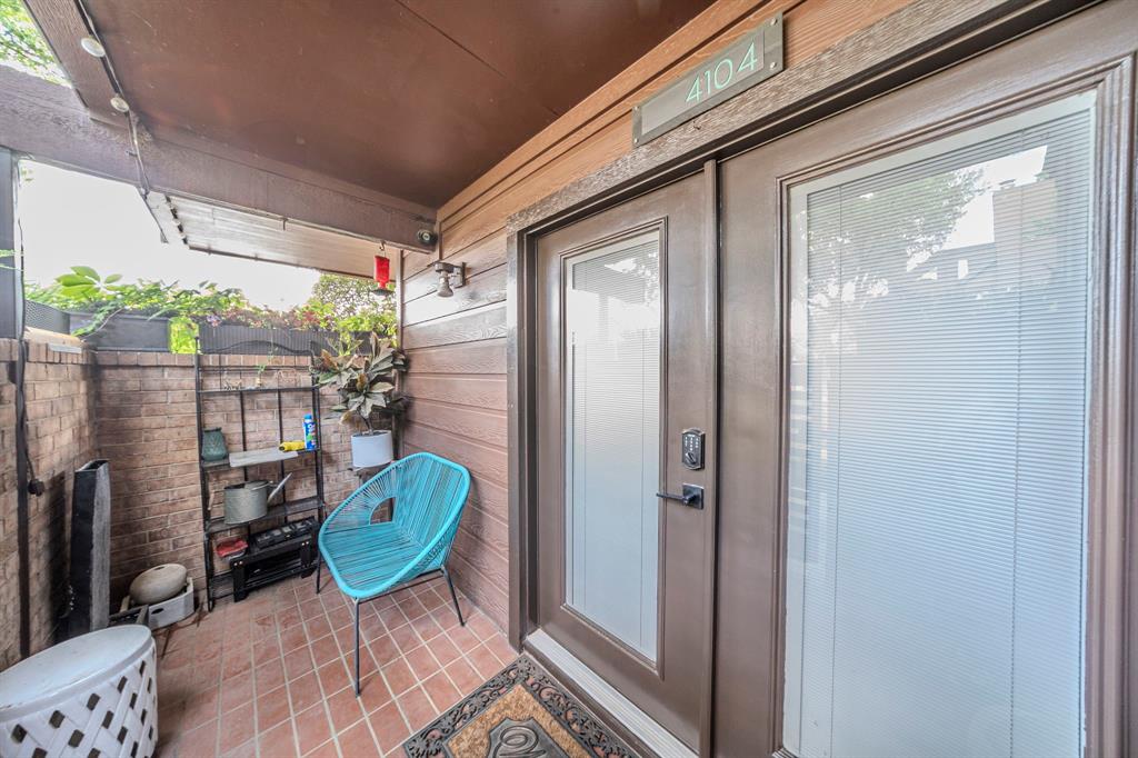 Oak Creek Condo - Residential