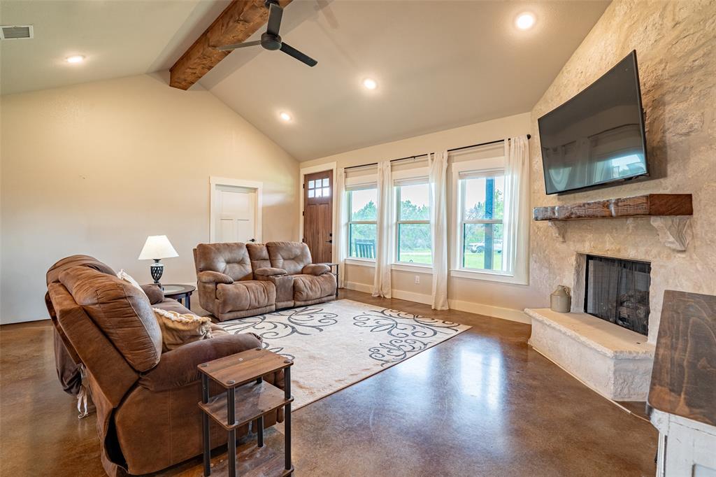 1260 Private Road 1656