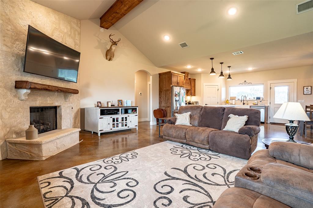 1260 Private Road 1656