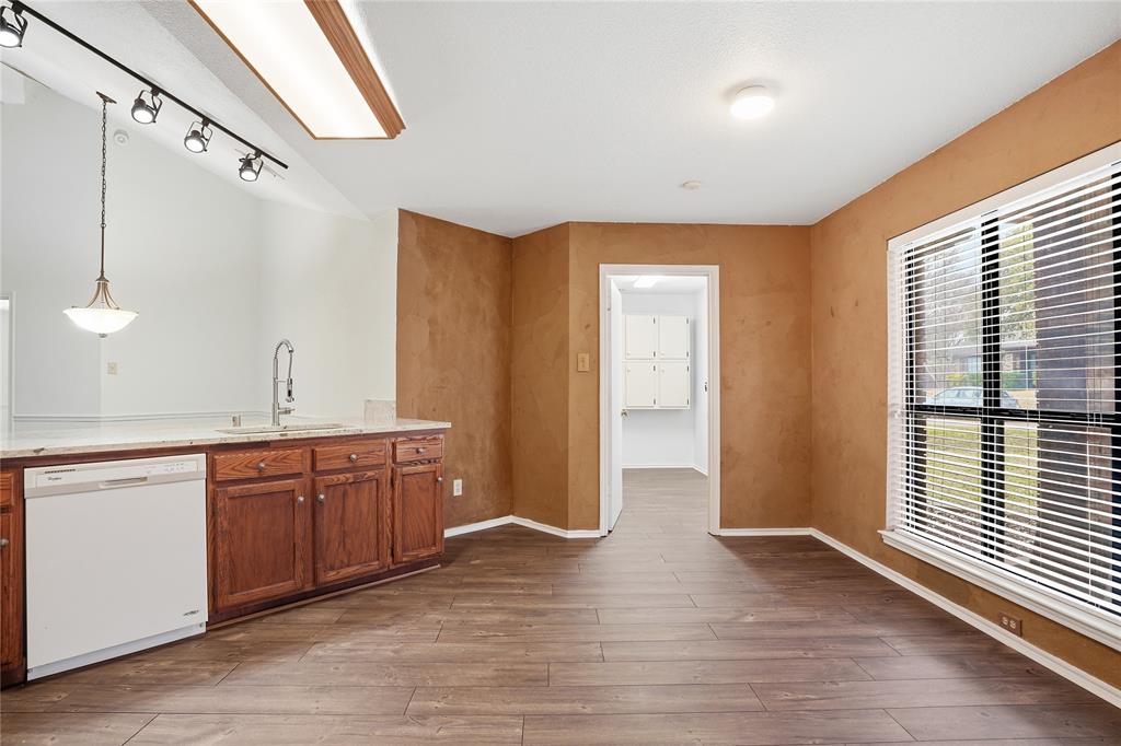 1004 Ledgemont Drive