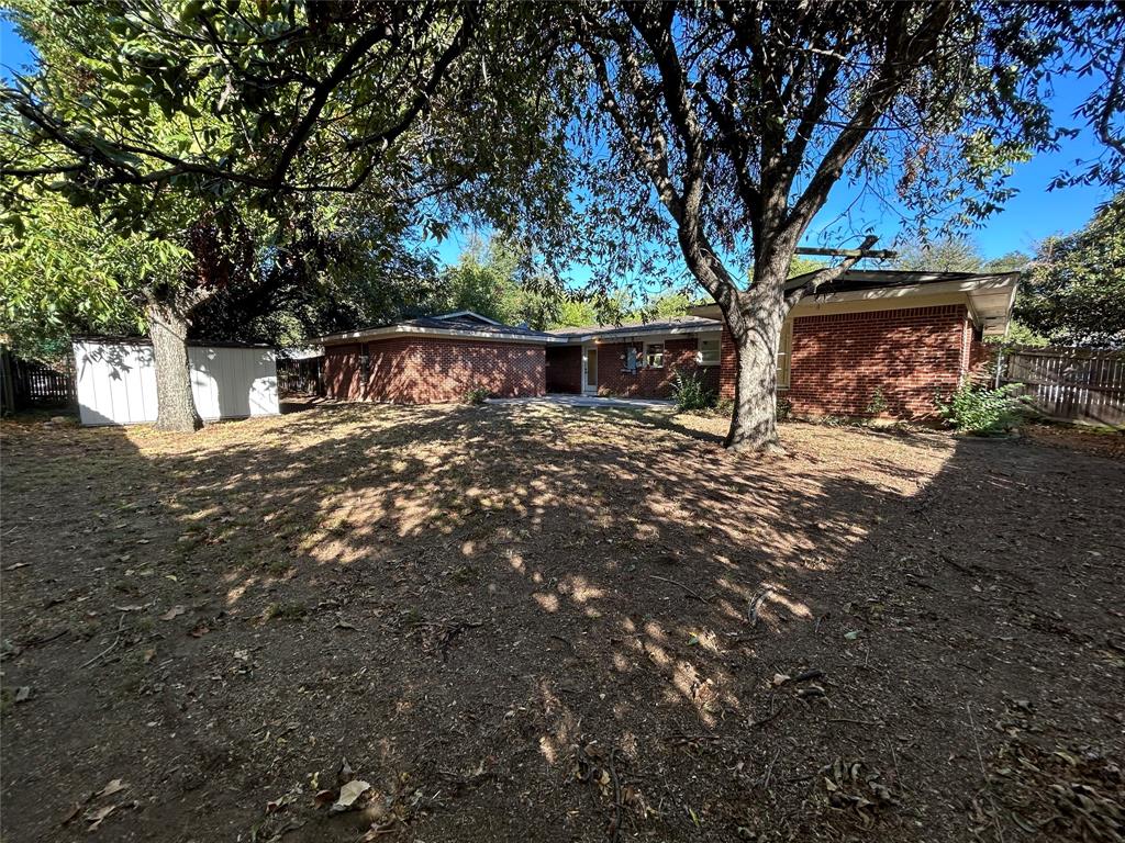 Brentwood Hills - Residential Lease