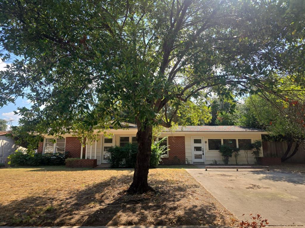 Brentwood Hills - Residential Lease