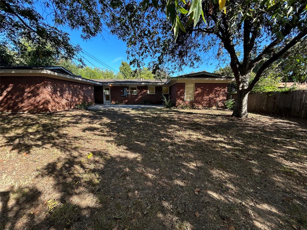 Brentwood Hills - Residential Lease