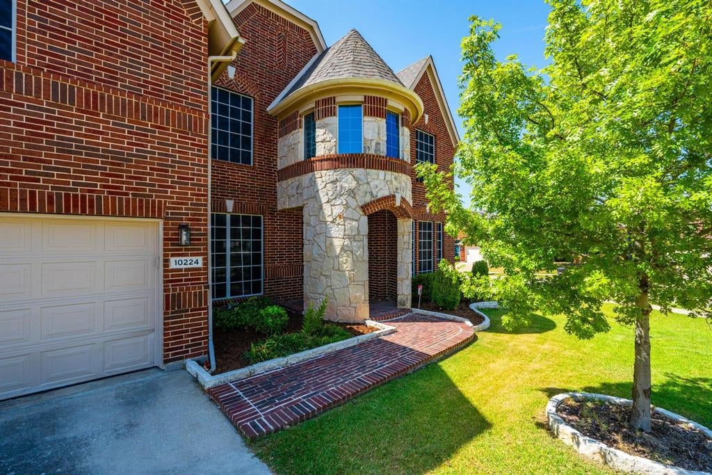10224 Paintbrush Drive