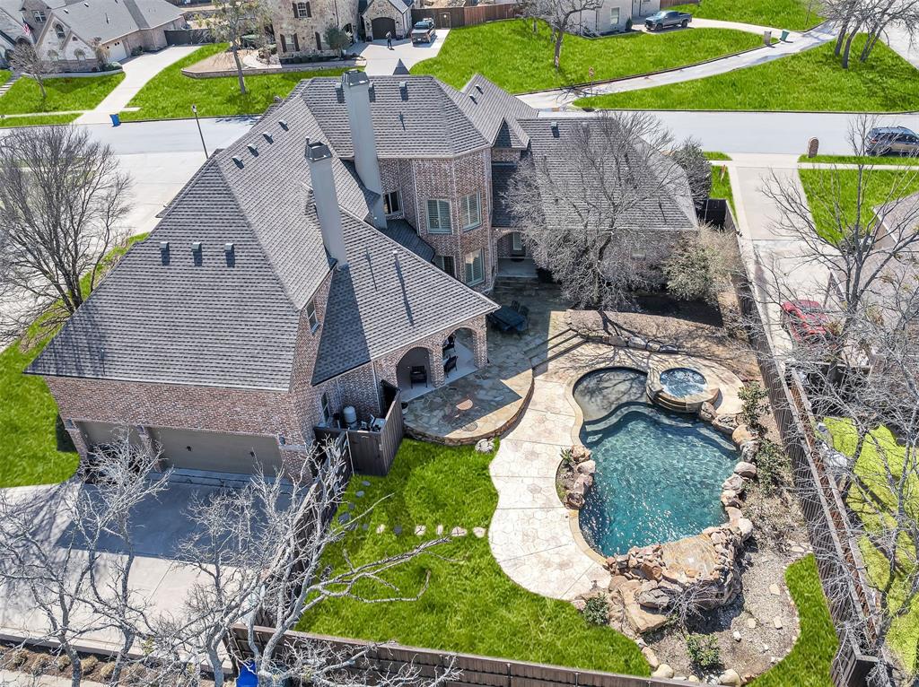 2909 Canyon Creek Drive