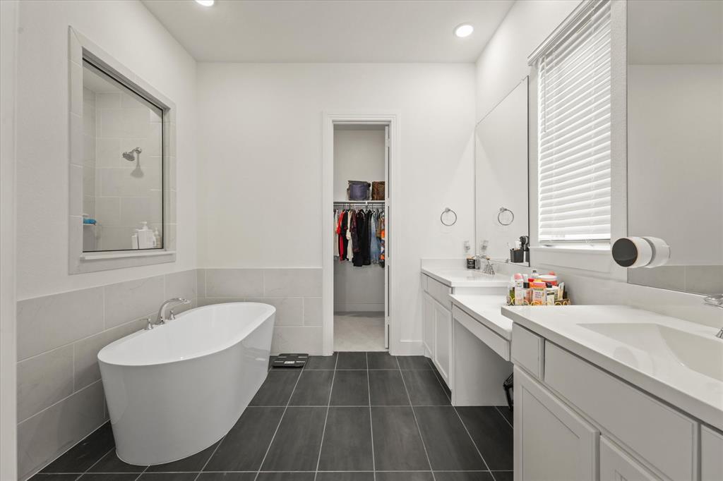 Devonshire Village 14 - Residential