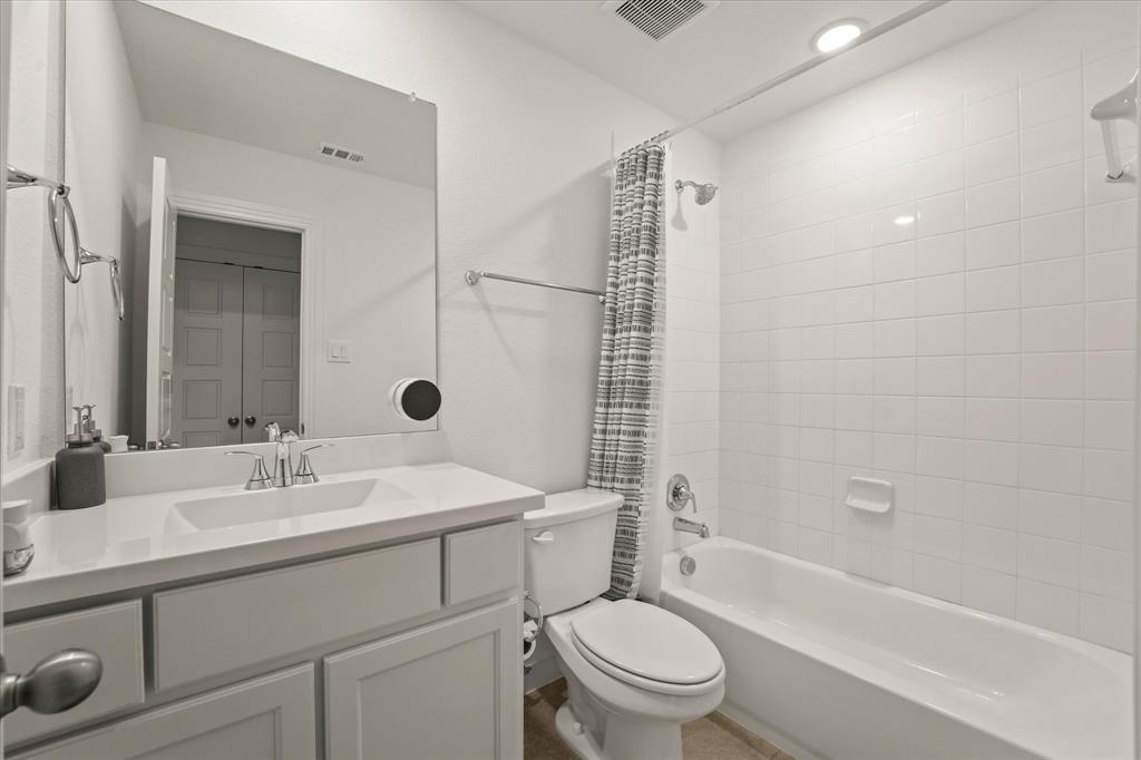 Devonshire Village 14 - Residential