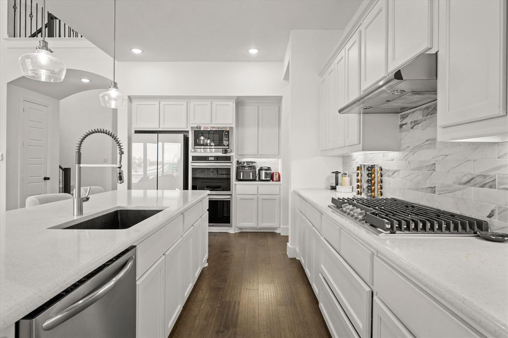 Devonshire Village 14 - Residential