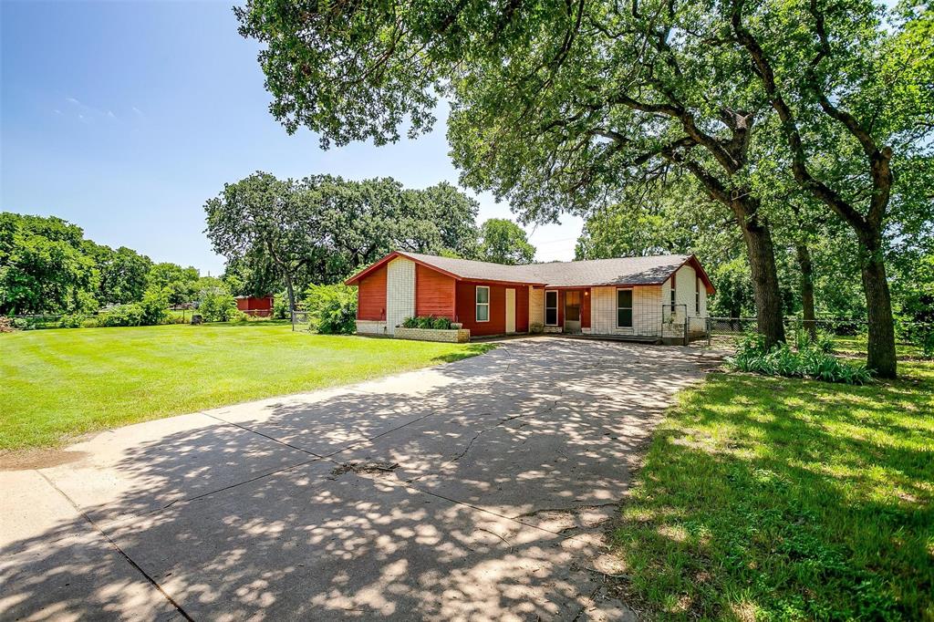 302 S Fox Lane