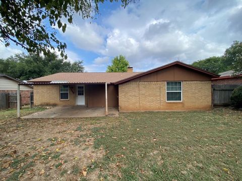 A home in Cleburne