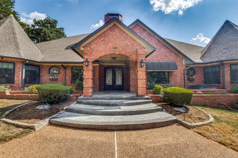 Photo of 1013 Diamond Boulevard, Southlake, TX 76092 (MLS # 21384036)